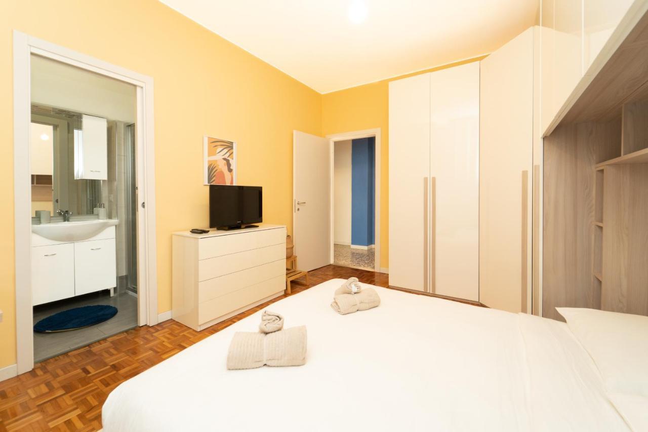 Trilocale Con Parcheggio Privato Lejlighed Milano Eksteriør billede